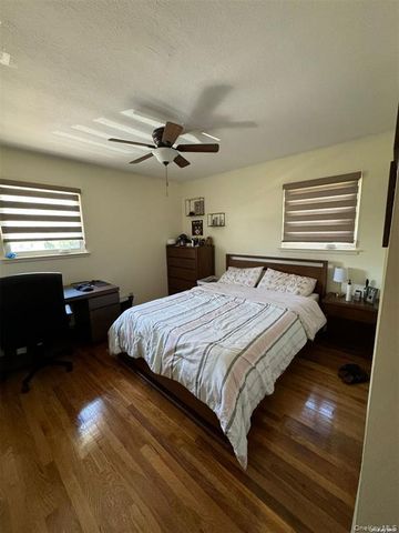 830 Pepperidge Road, Westbury, NY 11590