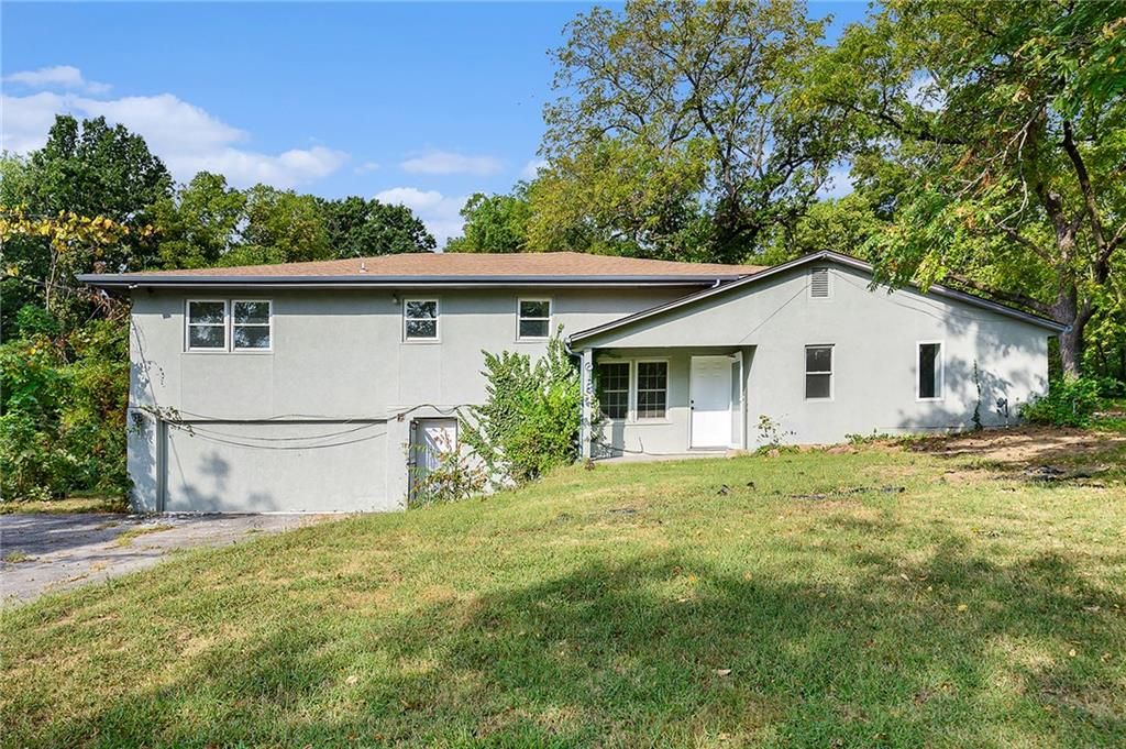 2618 N 51st Street, Kansas City, KS 66104