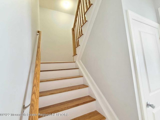 72 Bradhurst Avenue, Lakewood, NJ 08701