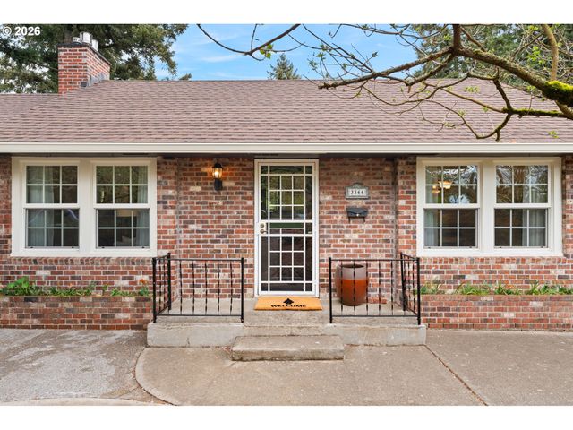 3566 Ne MAYWOOD Pl, Portland, OR 97220