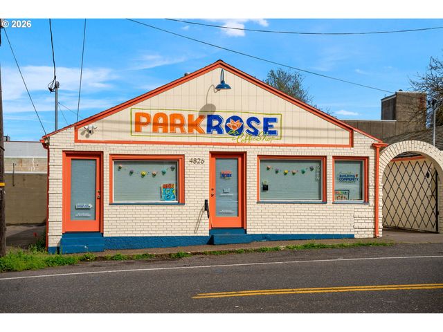 3566 Ne MAYWOOD Pl, Portland, OR 97220