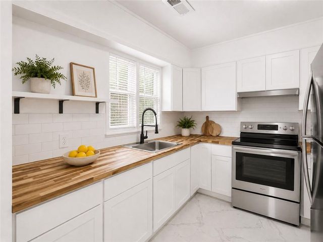 1010 Sexton Drive 10, Stone Mountain, GA 30083