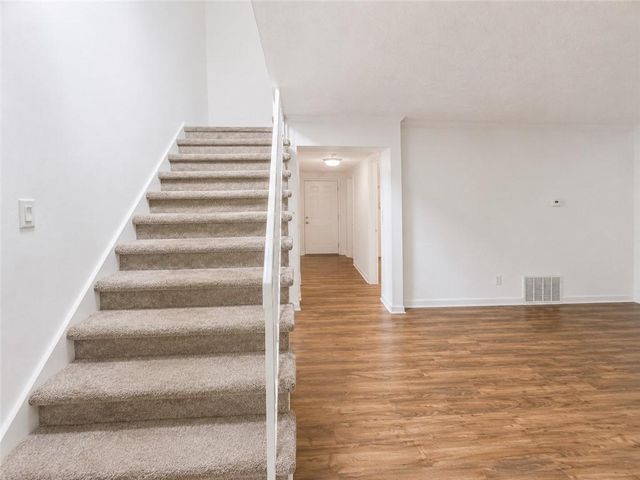 1010 Sexton Drive 10, Stone Mountain, GA 30083
