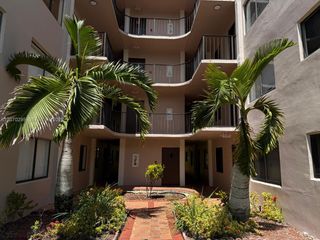 8420 SW 133rd Ave Road 317, Miami, FL 33183