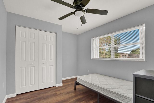 2008 Avenue N, Fort Pierce, FL 34950