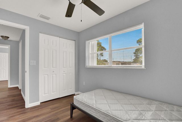 2008 Avenue N, Fort Pierce, FL 34950