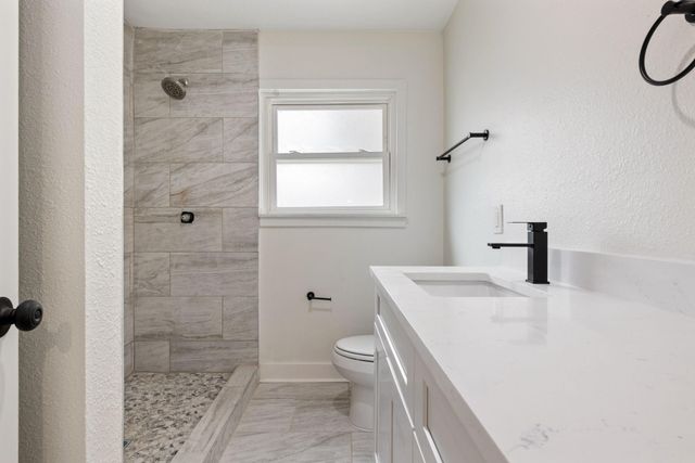 3202 Chestershire Drive, Pasadena, TX 77503