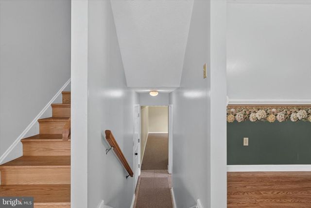 55 FARM LN, Manchester, PA 17345
