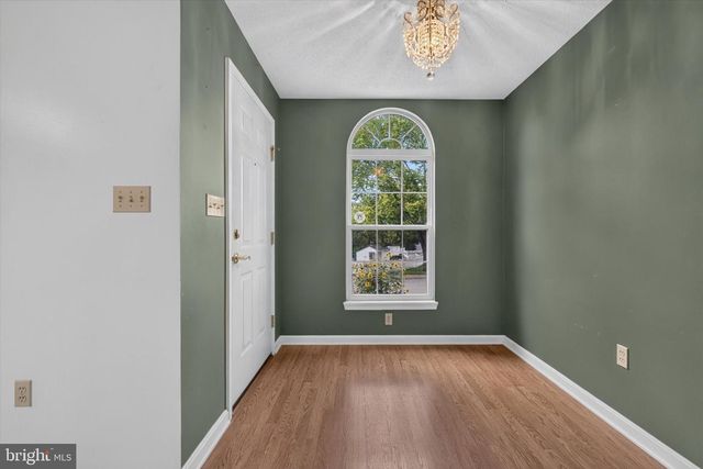 55 FARM LN, Manchester, PA 17345