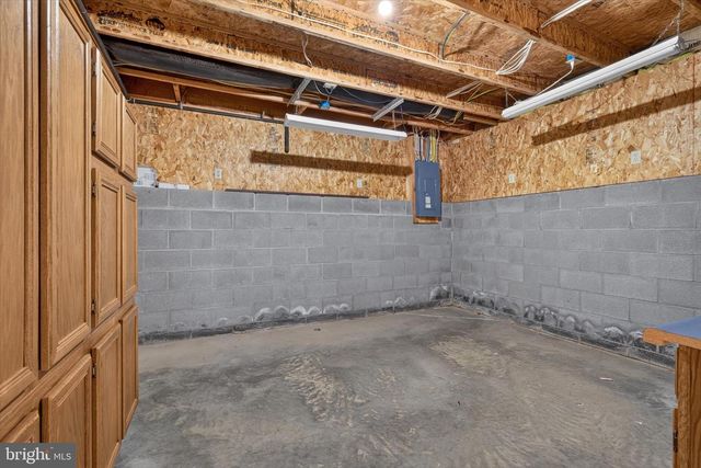 55 FARM LN, Manchester, PA 17345