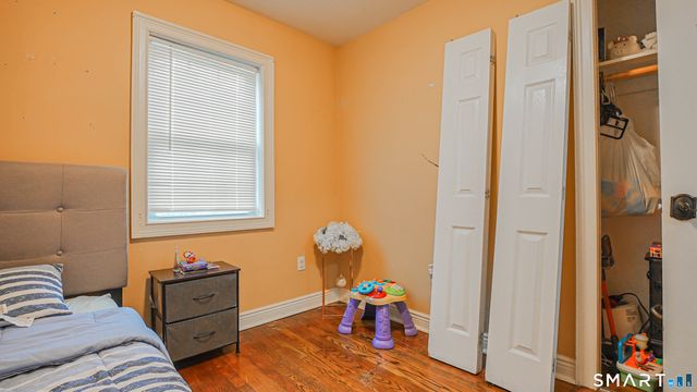 409 Oakville Avenue, Waterbury, CT 06708
