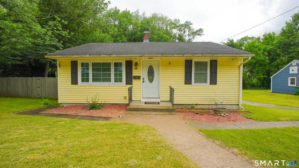 409 Oakville Avenue, Waterbury, CT 06708
