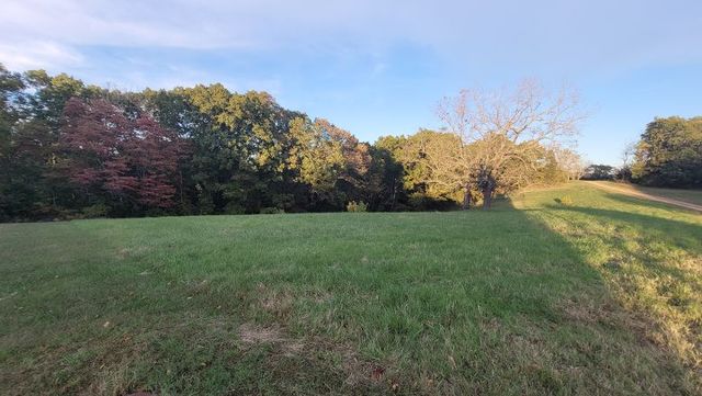 347 Ridgeline Road, Eureka Springs, AR 72632