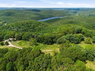 347 Ridgeline Road, Eureka Springs, AR 72632