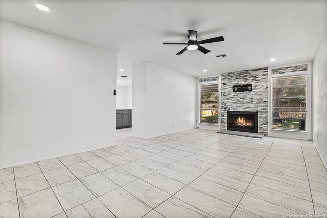 2811 Lake Meadow, San Antonio, TX 78222