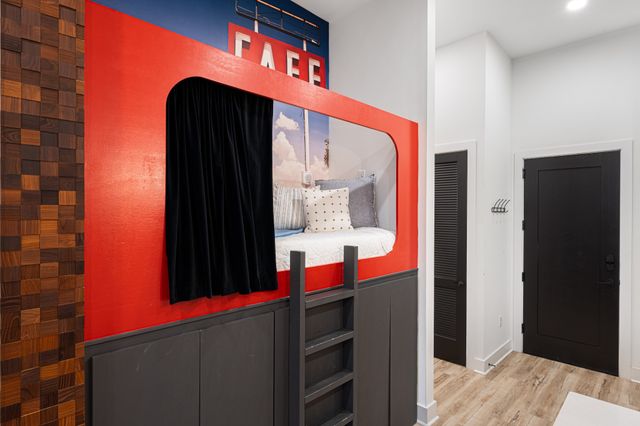 245 Hermitage Ave Apt 102, Nashville, TN 37210