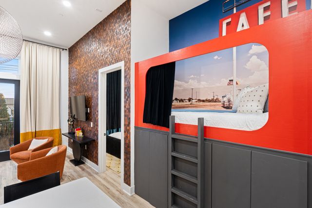 245 Hermitage Ave Apt 102, Nashville, TN 37210