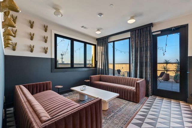 245 Hermitage Ave Apt 102, Nashville, TN 37210