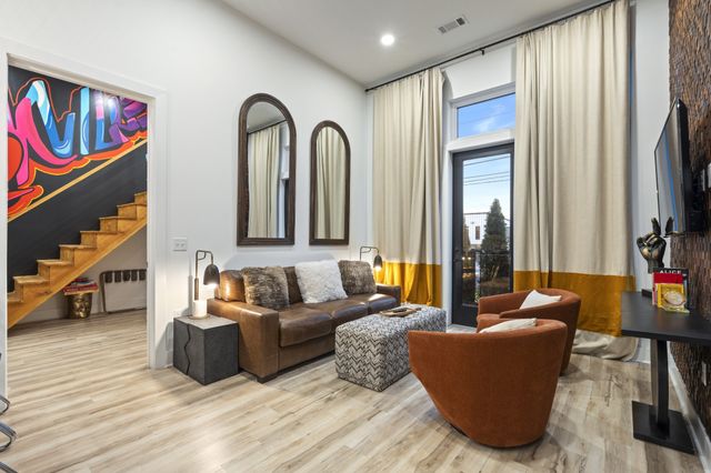 245 Hermitage Ave Apt 102, Nashville, TN 37210