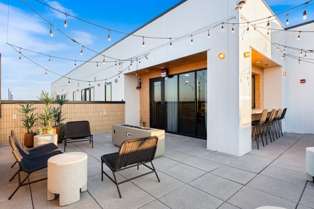 245 Hermitage Ave Apt 102, Nashville, TN 37210