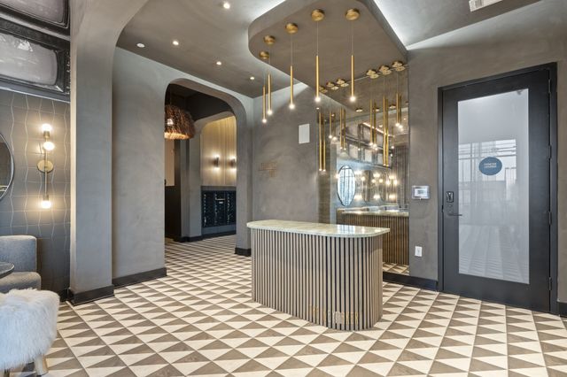 245 Hermitage Ave Apt 102, Nashville, TN 37210