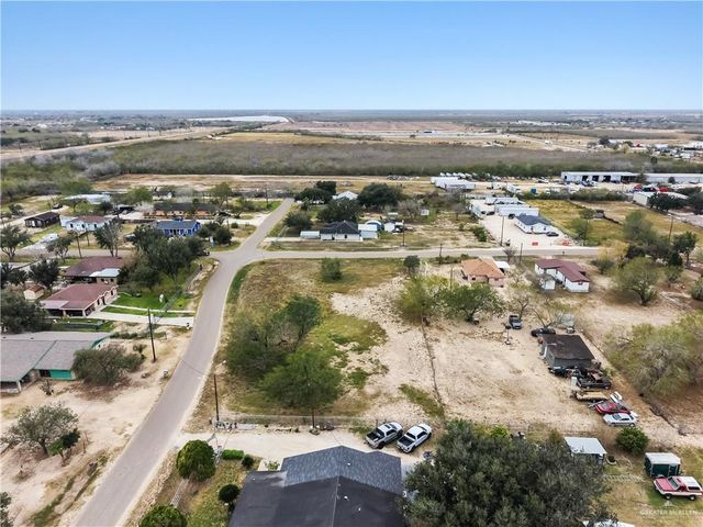 8102 Lake Citrus Drive, Edinburg, TX 78541