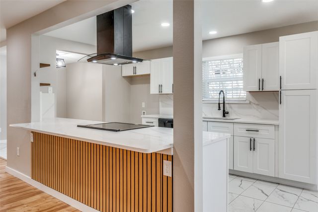 3956 Lost Creek Drive, Dallas, TX 75224