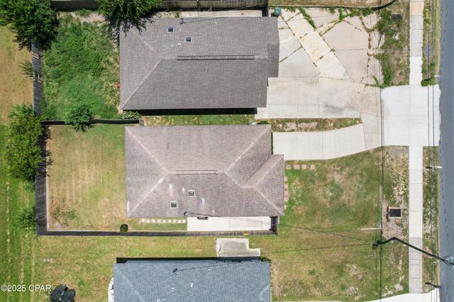 2421 Minnesota Avenue, Lynn Haven, FL 32444