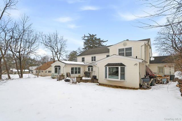 39 Lambert Lane, New Rochelle, NY 10804