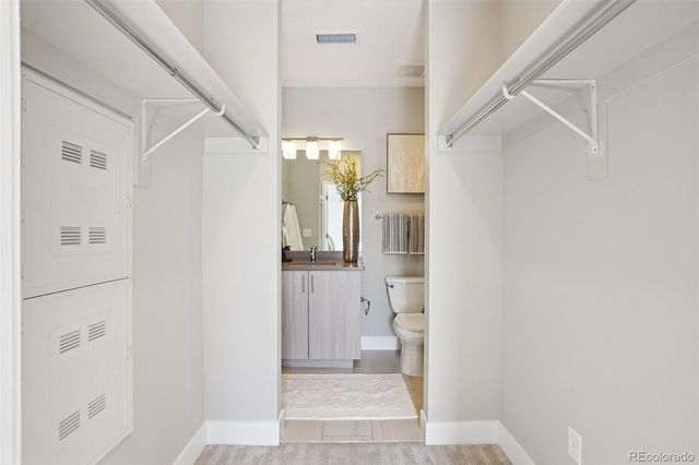 2374 S University Boulevard 204, Denver, CO 80210