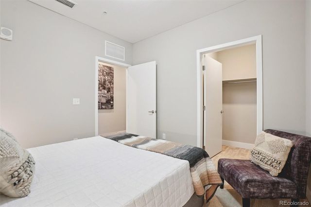 2374 S University Boulevard 204, Denver, CO 80210