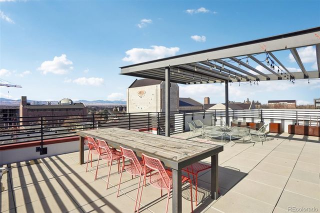 2374 S University Boulevard 204, Denver, CO 80210