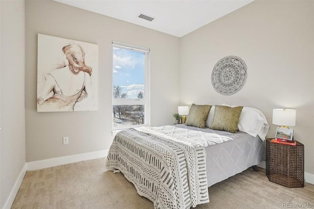 2374 S University Boulevard 204, Denver, CO 80210