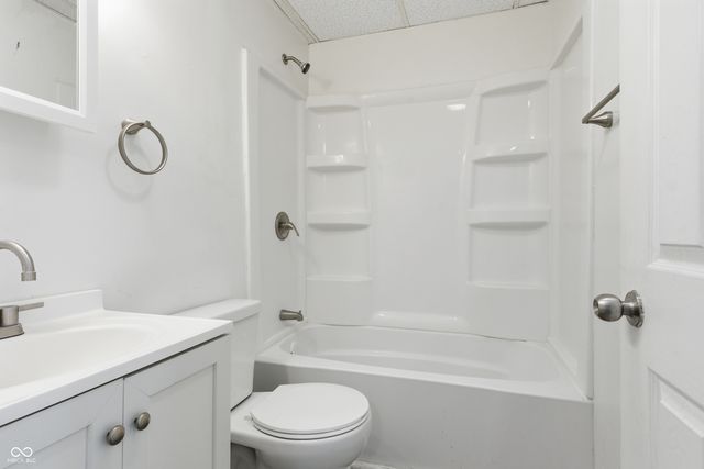 430 Central Avenue, Connersville, IN 47331