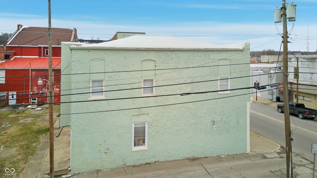 430 Central Avenue, Connersville, IN 47331