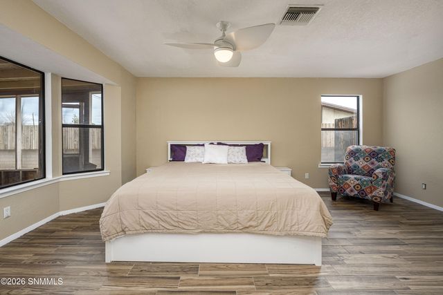 1926 Chateau Drive, Las Cruces, NM 88005