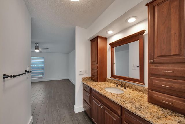 5529 Lakeview Mews Terrace, Boynton Beach, FL 33437