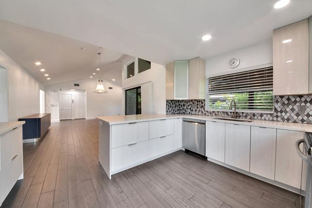 5529 Lakeview Mews Terrace, Boynton Beach, FL 33437