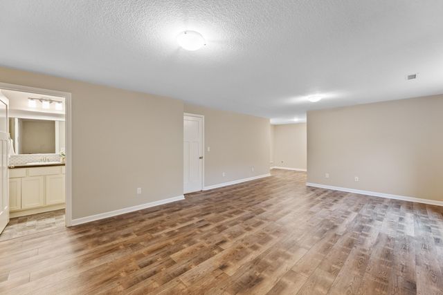 1509 N Aster St, Andover, KS 67002