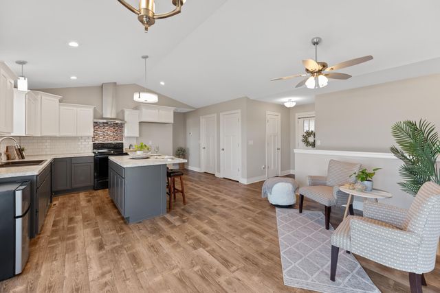 1509 N Aster St, Andover, KS 67002