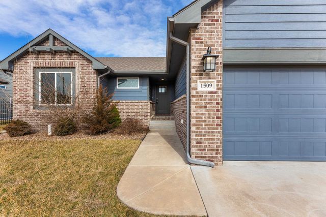 1509 N Aster St, Andover, KS 67002