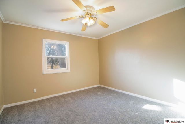 5328 Fontenelle, Omaha, NE 68111