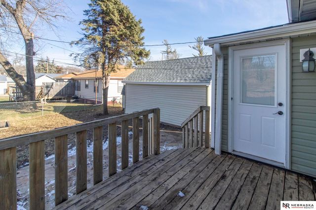 5328 Fontenelle, Omaha, NE 68111