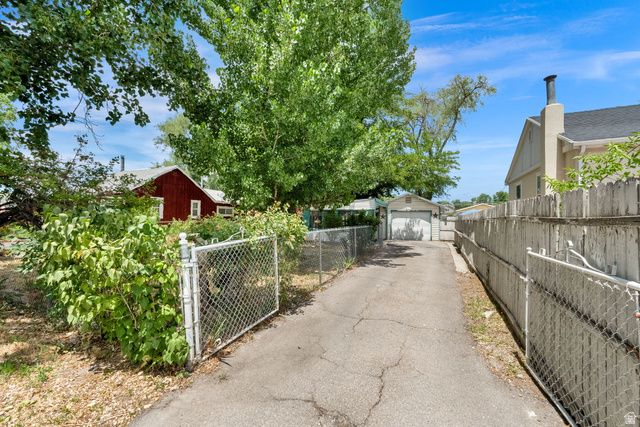 1634 W RUSSETT AVE, West Valley City, UT 84119