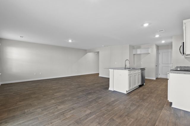 2350 Daylilly Street, Sumter, SC 29153