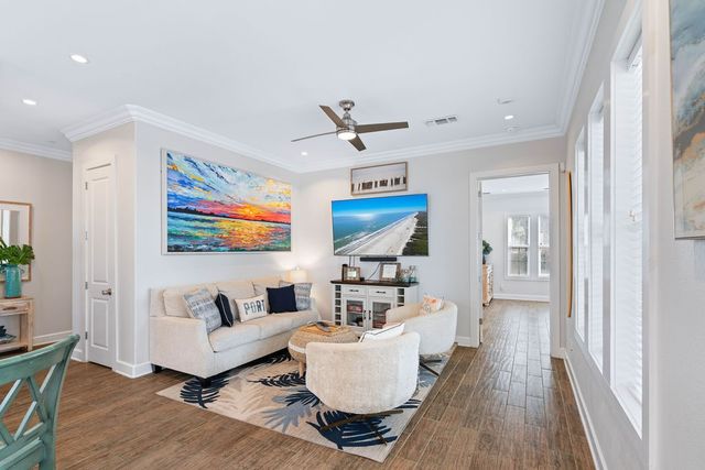 137 Palmilla Circ 106, Port Aransas, TX 78373