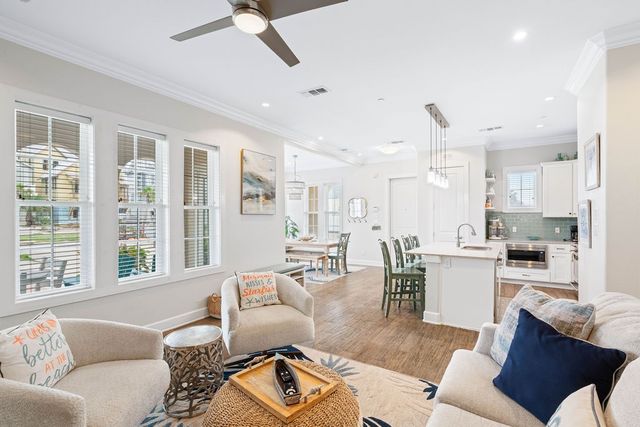 137 Palmilla Circ 106, Port Aransas, TX 78373