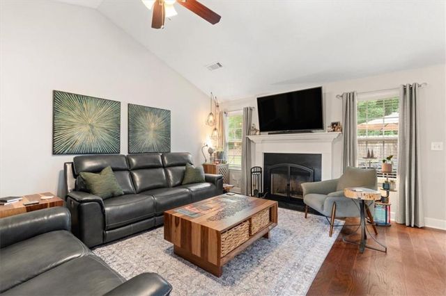 117 Jasmine Way, Villa Rica, GA 30180