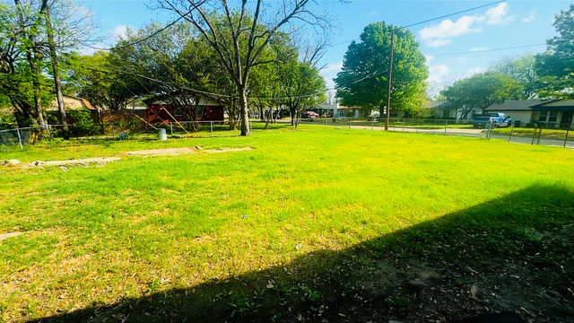 1115 Casa Drive, Mesquite, TX 75149