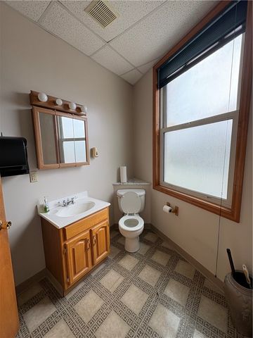 419 Station St, Bridgeville, PA 15017